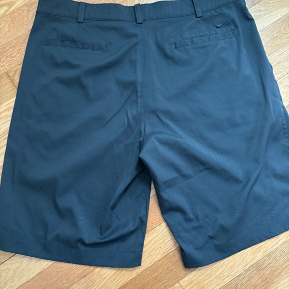 Men's Nike Golf Dri-Fit Flat Front Golf Shorts Black size 36 - Picture 4 of 4